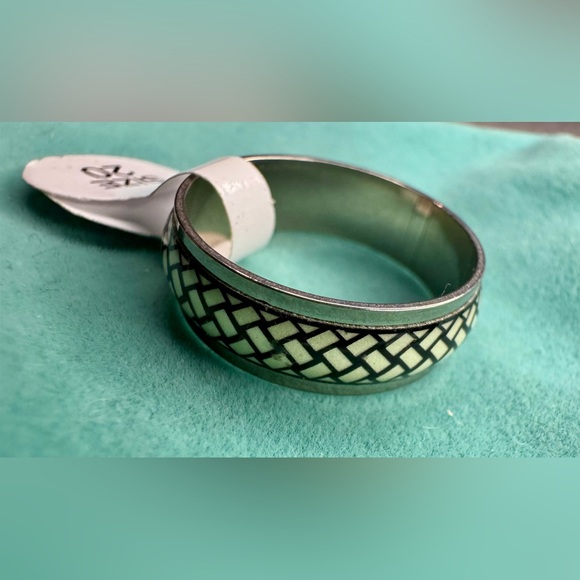 Unisex Stainless Steel Black and Mint Basket Weave Pattern Ring Size 10 1/4 - Picture 4 of 11